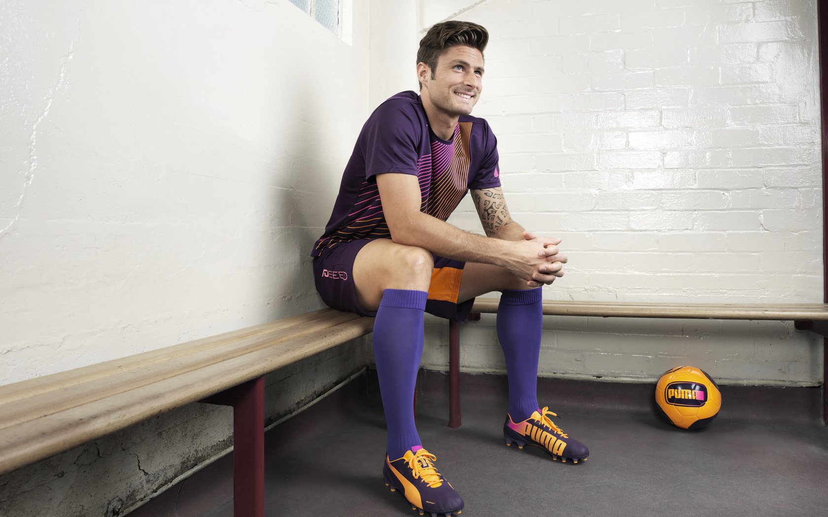 欧预赛充满悬念——各大豪强围绕冠军火拼,欧预赛是什么